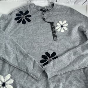 Charlie B Boutique Aria Gray Floral Sweater Size Small NEW
